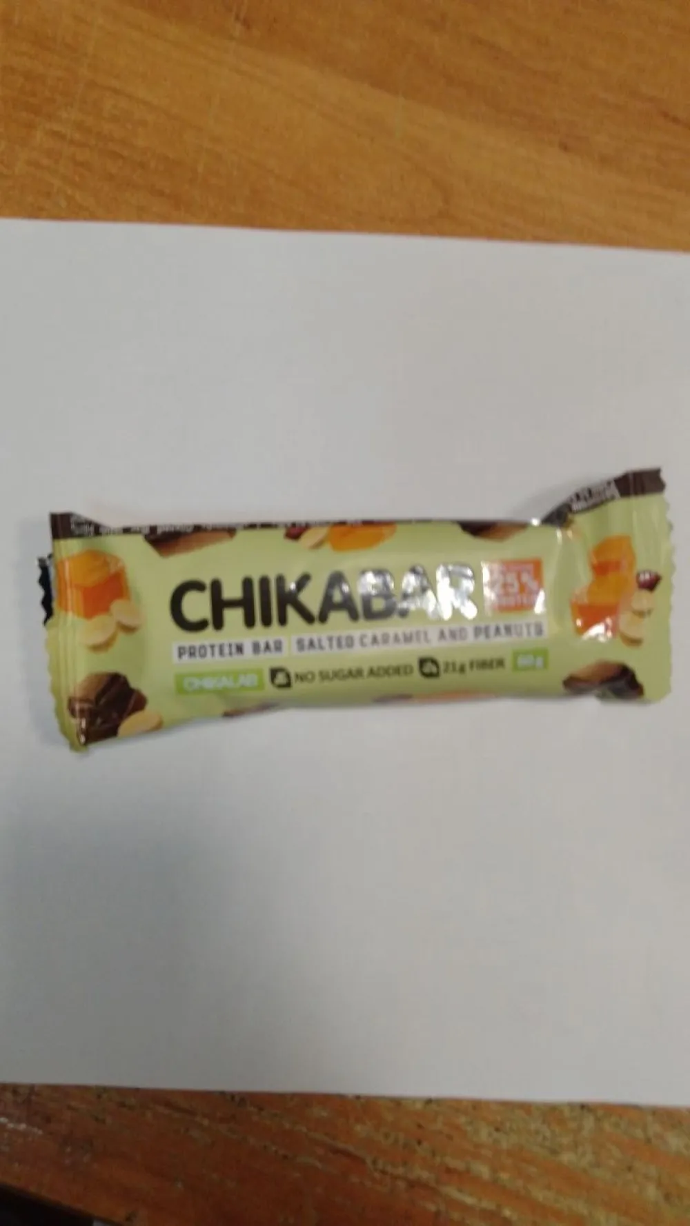Протеиновый батончик Chikabar Chikalab (60гр) Соленая карамель и арахис — фото 2